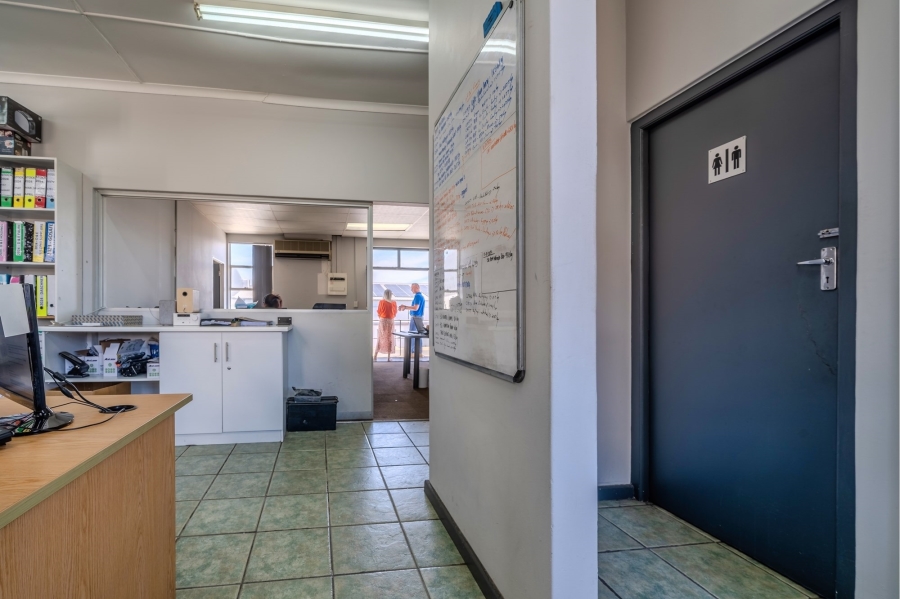 To Let commercial Property for Rent in Bella Vista Western Cape